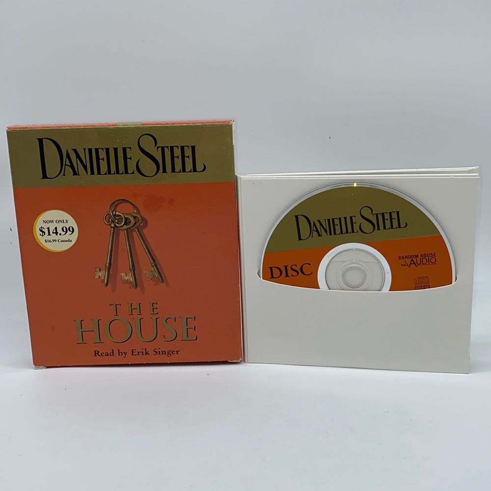 Danielle Steel The House Audiobook CDs 5 Compact Discs Read by Erik Singer